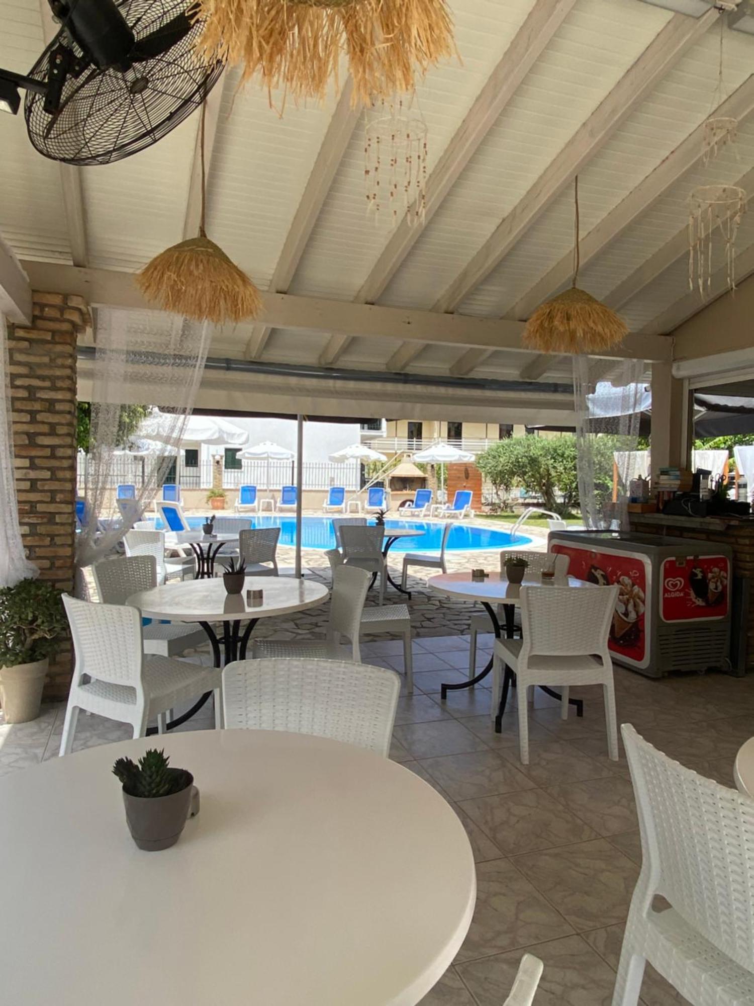 Aparthotel Secreta Vista 3*
